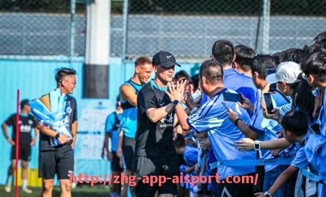 爱体育app-法甲最佳替补球员评选及他们在赛季中的重要作用